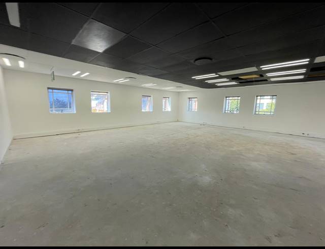 205.60M² OFFICE TO LET IN RIVONIA